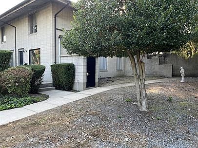 2nd image of 4600 Post Rd #6