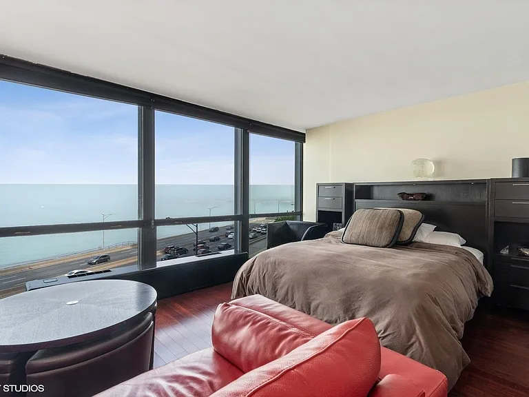 900 N Lakeshore Dr #514 — Photo 19