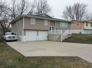 805 E 12th St N, Newton, IA 50208