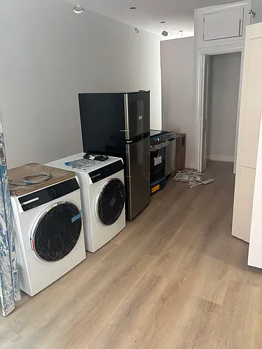 100 Myrtle St Photo 1