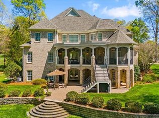 6087 Mountain Brook Rd, Greensboro, NC 27455