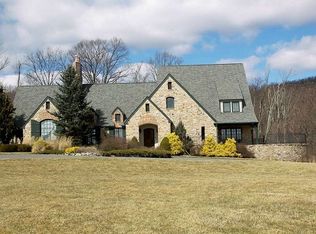 26 Ramsey Rd, Lebanon, NJ 08833