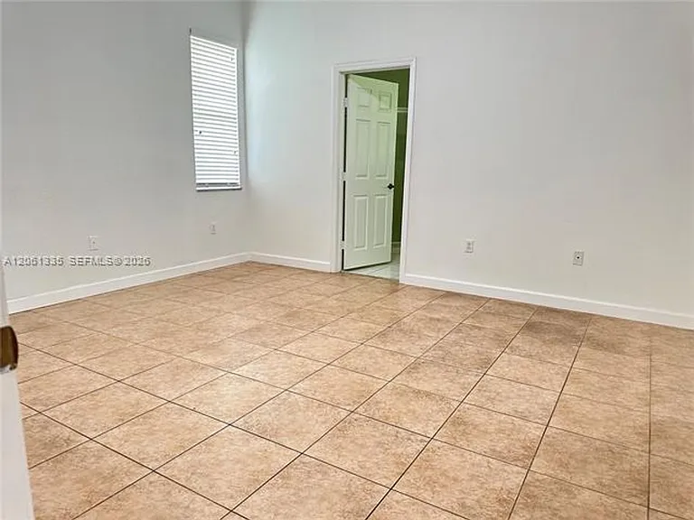 1721 SE 17th Ave #1721 — Photo 15