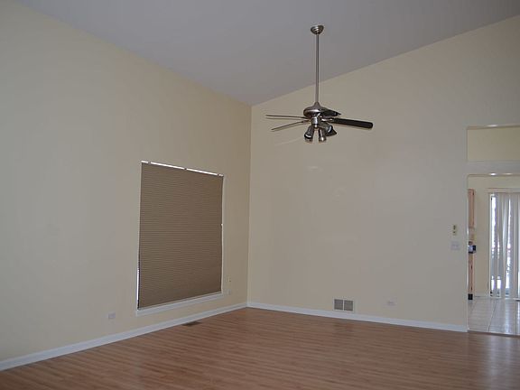 3rd image of 1139 S Talcott Dr
