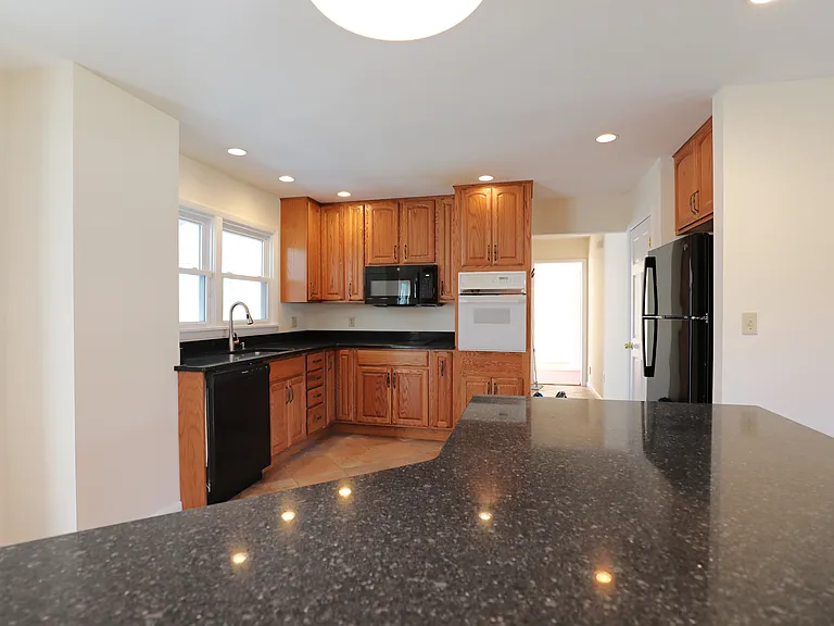 20 Van Orden Rd — Photo 17