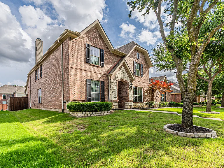 15097 Blakehill Dr — Photo 5