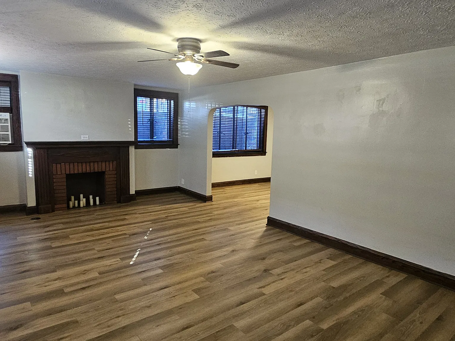 2 bed, 1500 sqft, $1,500 — Photo 4