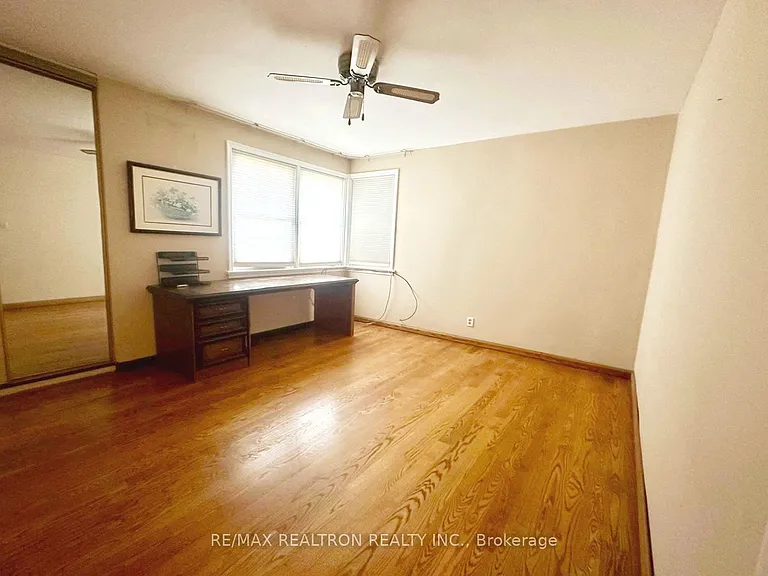 2430 King Rd — Photo 11