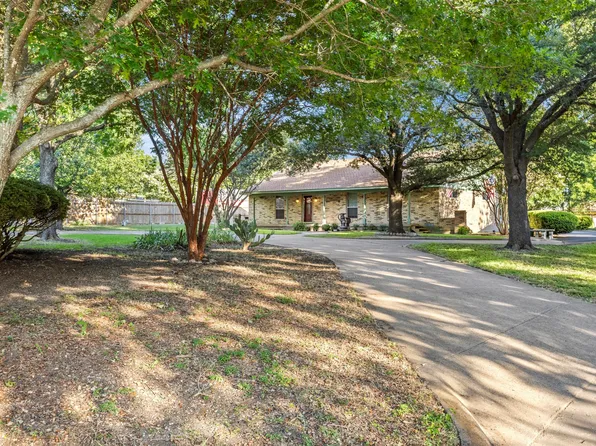 110 Pecan Creek St, Red Oak, TX 75154