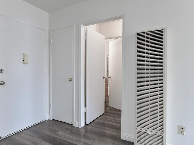 1799 N Hollywood Way #H — Photo 12
