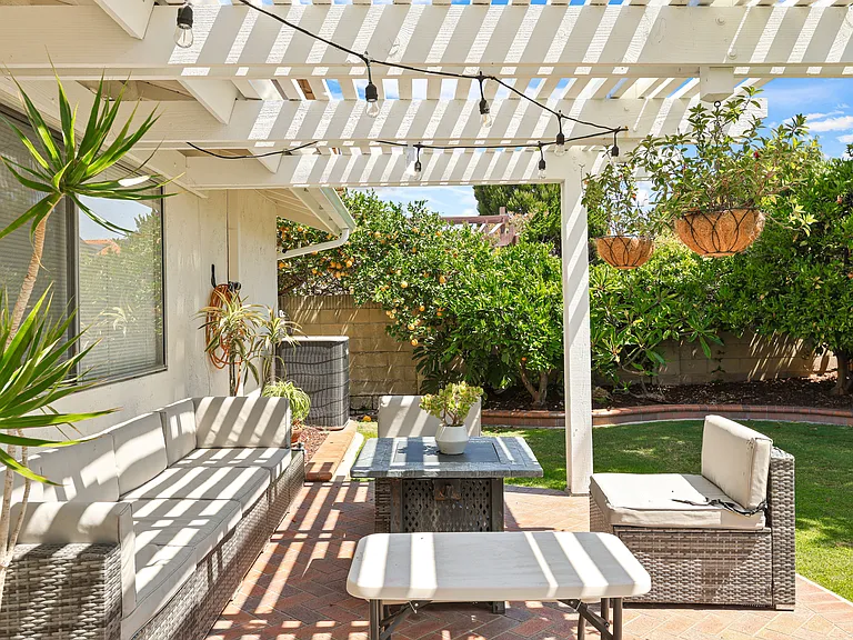 15442 Maryknoll St — Photo 38
