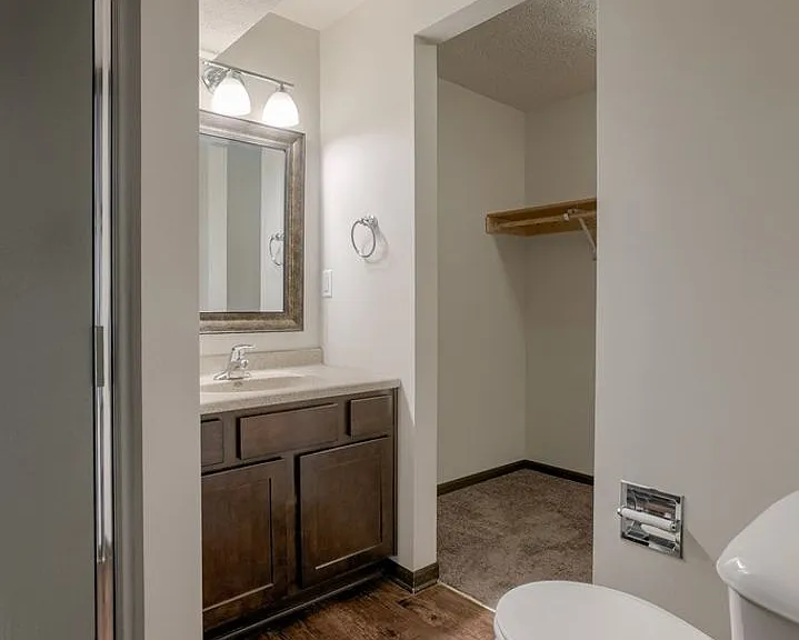 2644-48 W Timberlake Dr — Photo 12