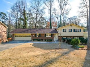 2804 Whitby Dr, Doraville, GA 30340