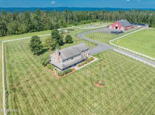 31 North Rd, Chesterfield, MA 01012