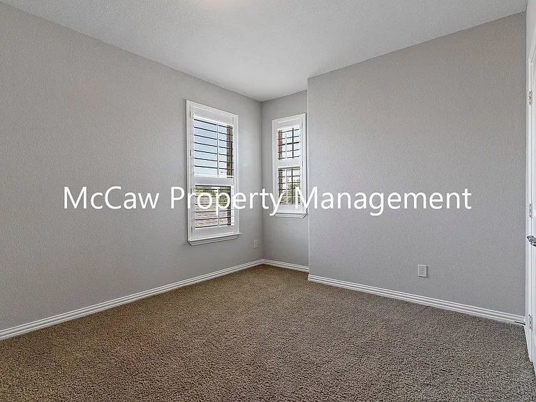 4437 Paula Ridge Ct — Photo 20