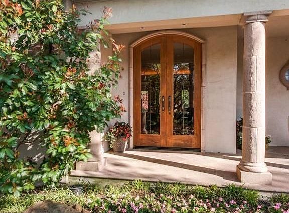 3rd image of 3 Los Arboles Ct
