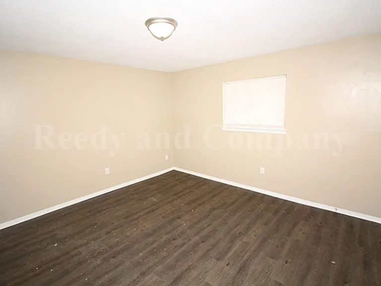 1841 S Perkins Rd — Photo 8
