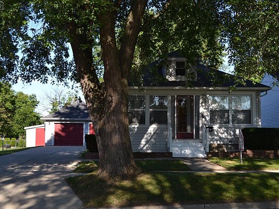 2nd image of 5044 McLain St