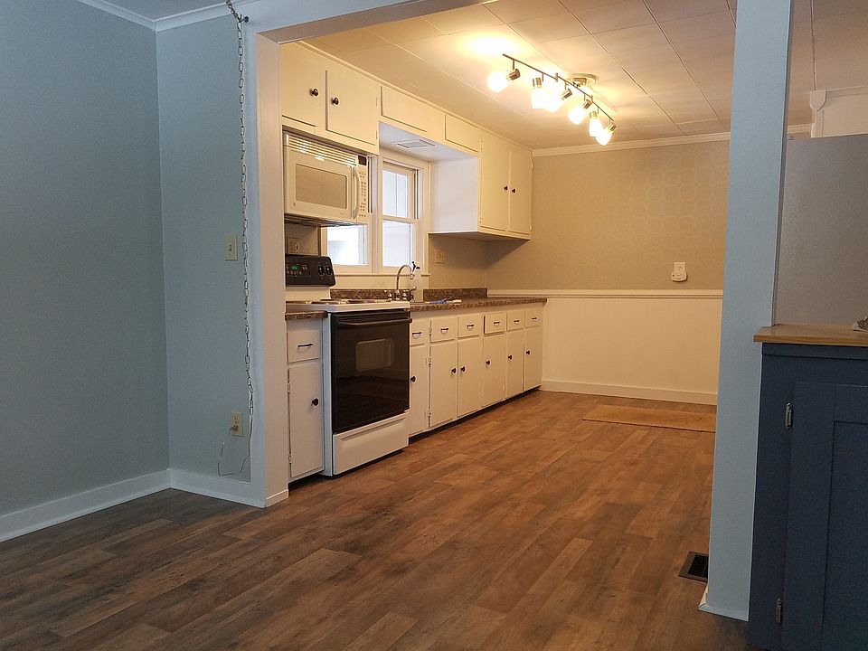 1st image of 231 Chappell St