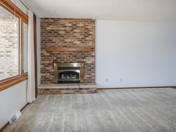 2nd image of 918 Belsly Blvd
