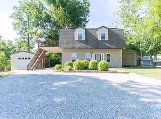 300 Shoreline Dr, Cairo, MO 65239