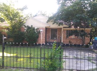 2425 Utica Dr, Dallas, TX