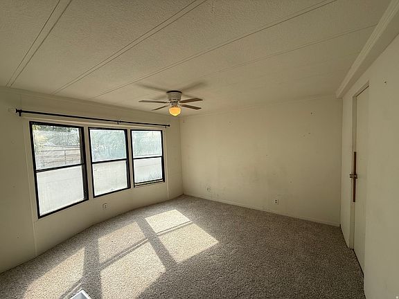 3rd image of 254 E 200 S