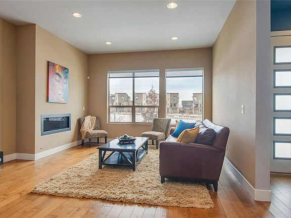 5th image of 4968 Valentia Ct