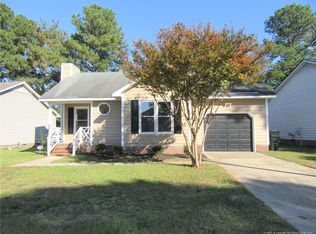 1595 Hazelcrest Dr, Fayetteville, NC 28304