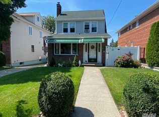 41-60 Glenwood St, Little Neck, NY 11363