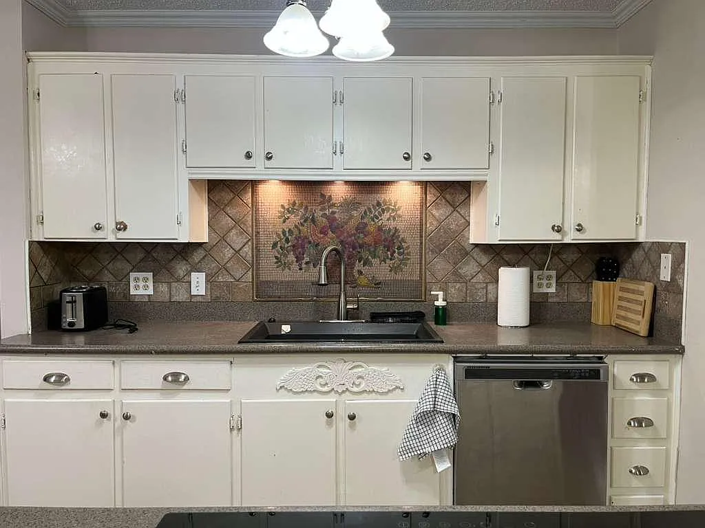 2701 Cibola Dr — Photo 3