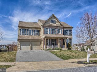 830 Edgeworth Ct, Red Lion, PA