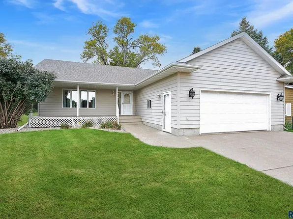 503 S Main Ave, Colton, SD 57018