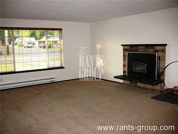 3rd image of 330 Garfield Ave E