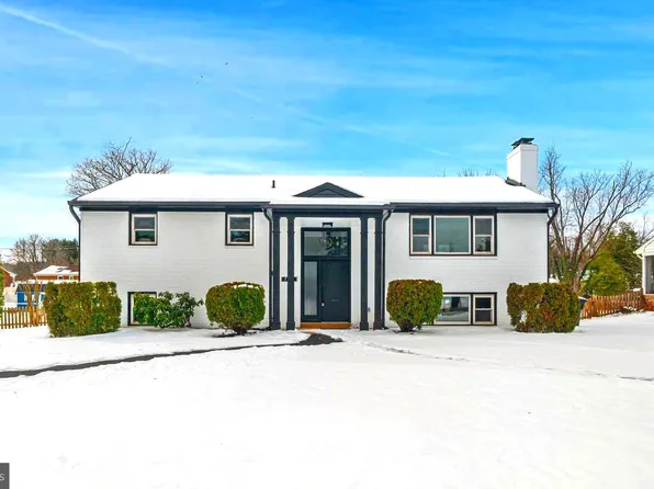 705 Wage Dr SW, Leesburg, VA 20175