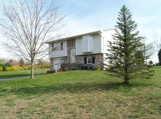 1031 Shamrock St, Radcliff, KY 40160