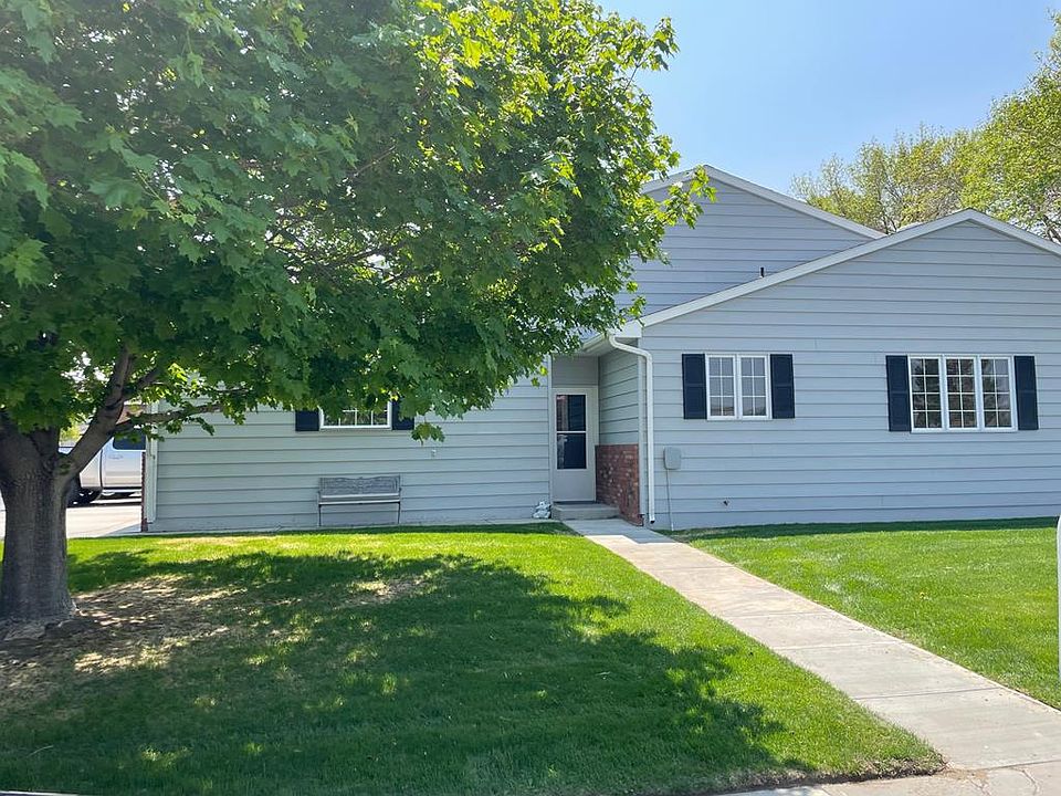 1st image of 966 Avenue G #9