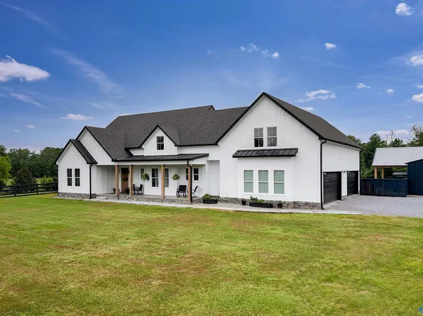 1490 Penn Rd SW, Hartselle, AL 35640
