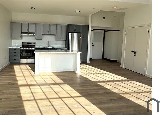 62 Academy St — Photo 14