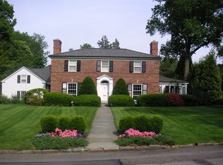 8 Church La S, Scarsdale, NY 10583