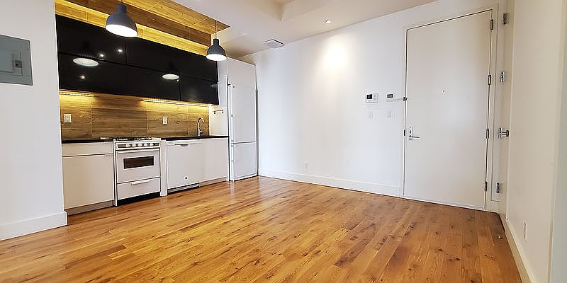 1st image of 73 Montrose Ave #5I