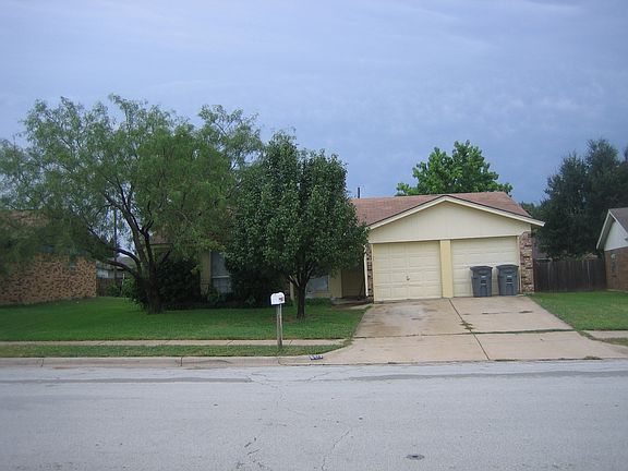 6012 Hickoryhill Front_09072013