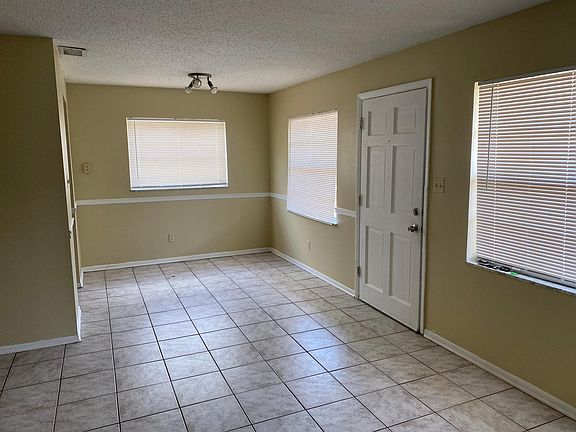 3rd image of 3624 136th Ave APT A