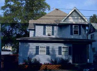 819 Charles Ave, Morgantown, WV 26505