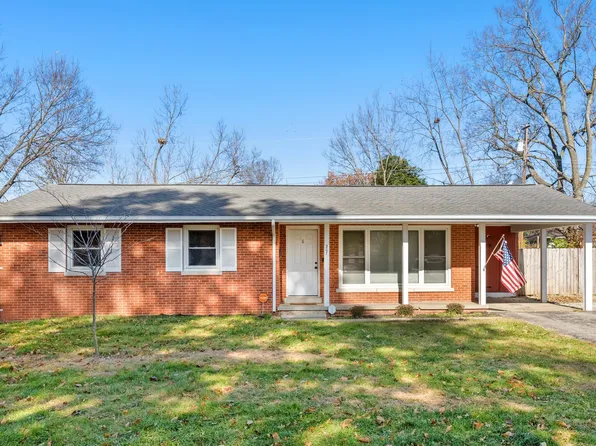 207 Seminole Trl, Georgetown, KY 40324