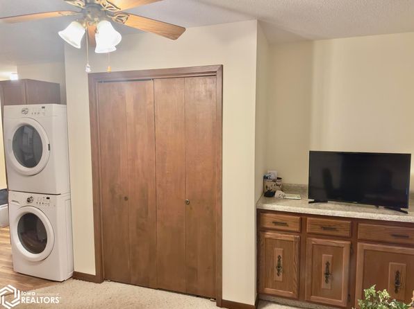 608 Pollock Blvd, Bedford, IA 50833