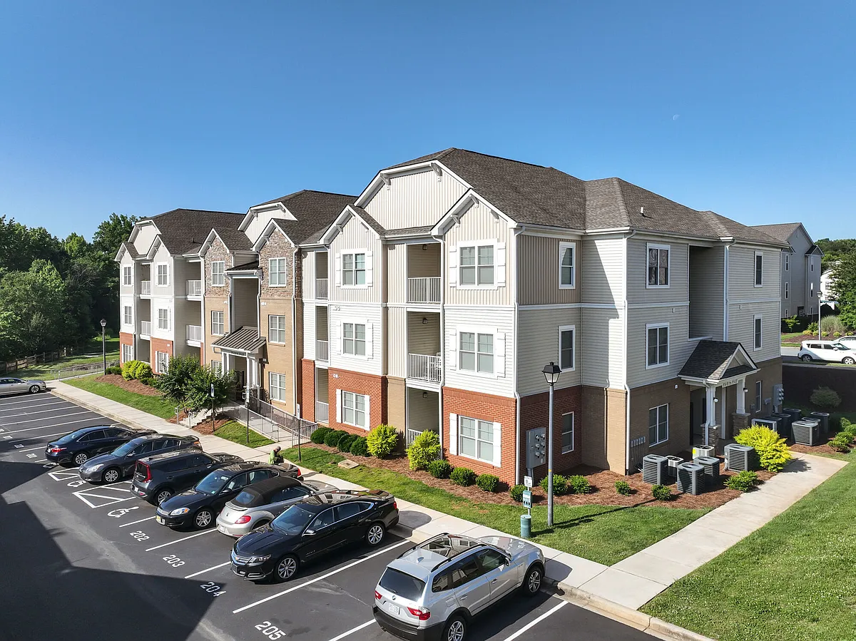Building Photo - McDowell Creek Court