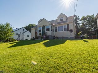 42 Browertown Rd, Little Falls, NJ 07424