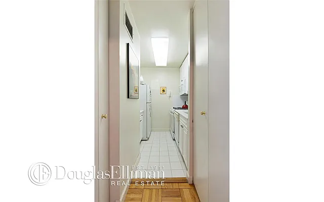 Rented by Douglas Elliman | media 4
