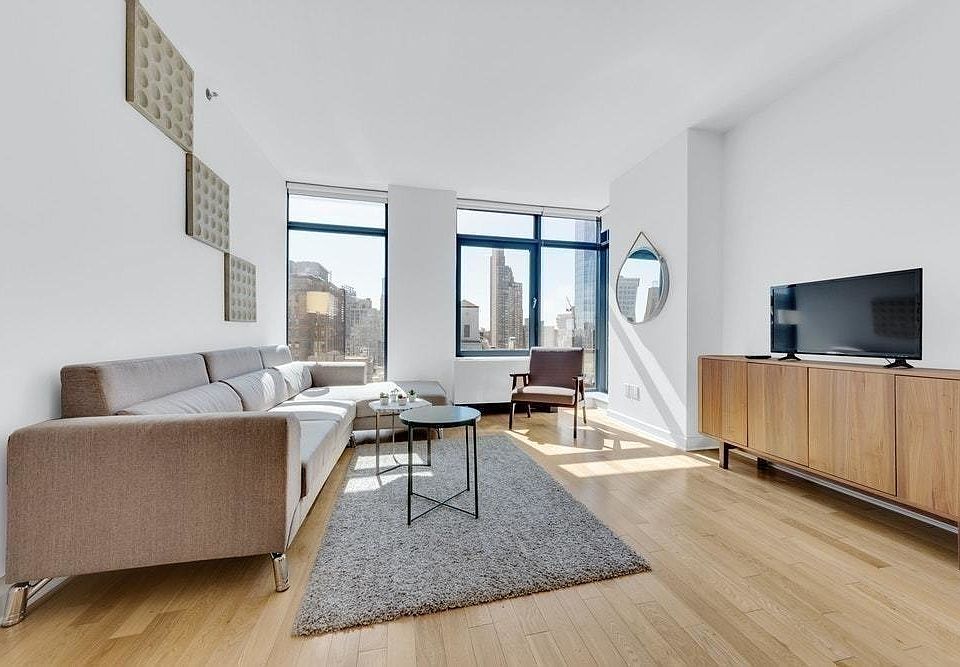 1st image of 49 E 34th St #20A